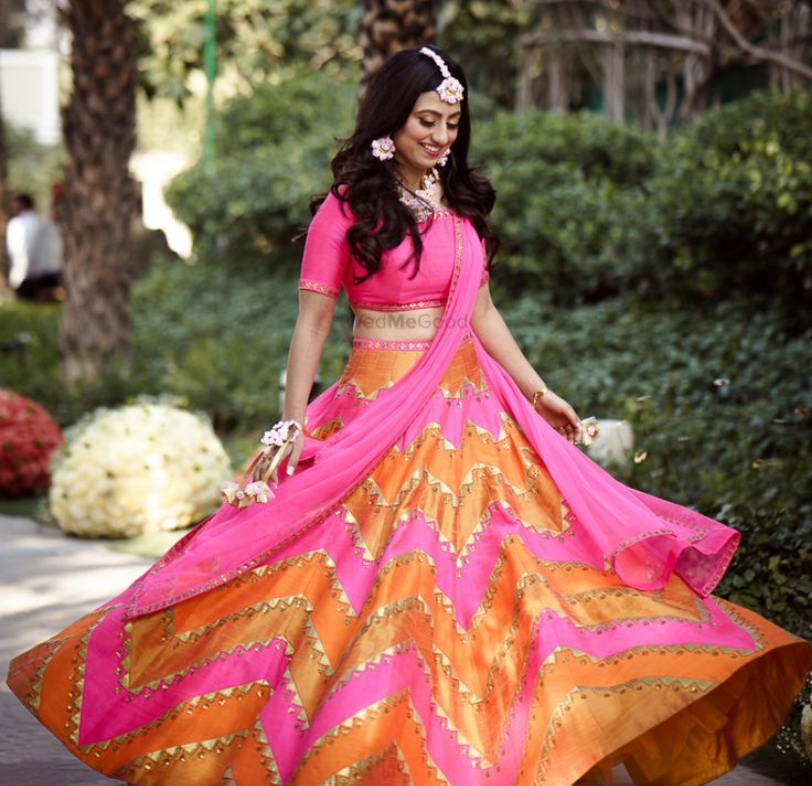Photography Mehndi Photo Shoot Poses